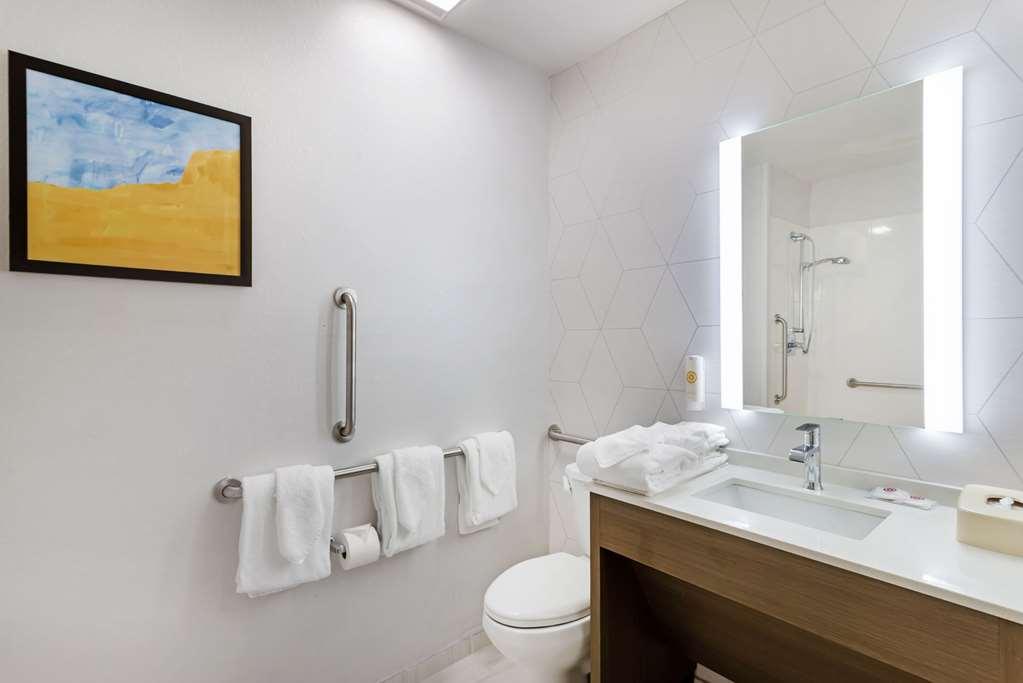 Comfort Northside Hospital Gwinnett Hotel 3*