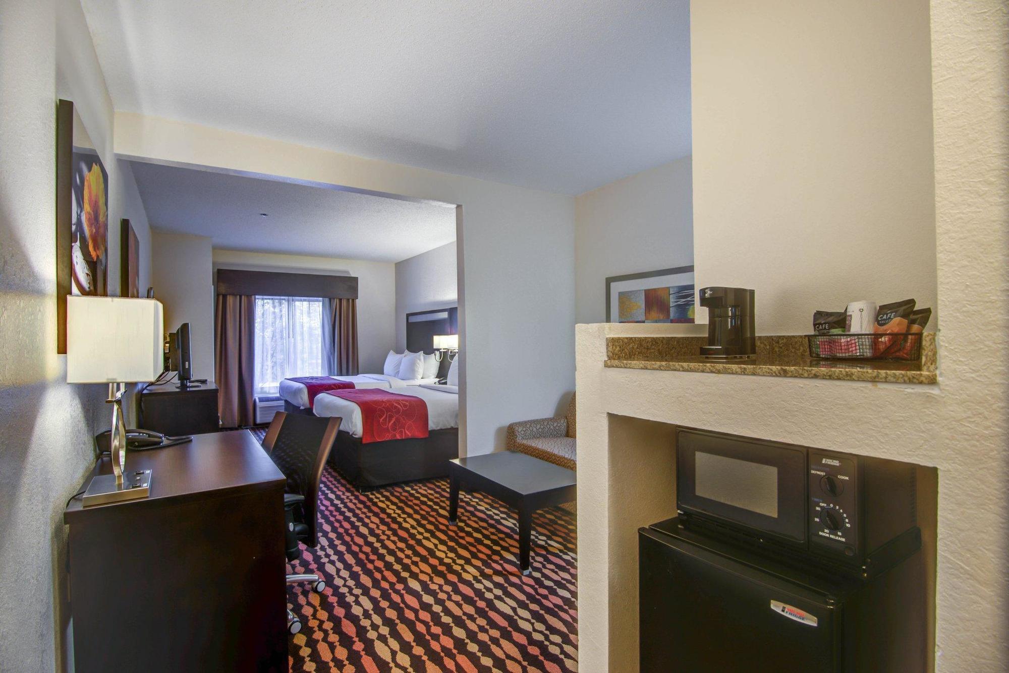 Comfort Northside Hospital Gwinnett 3*
